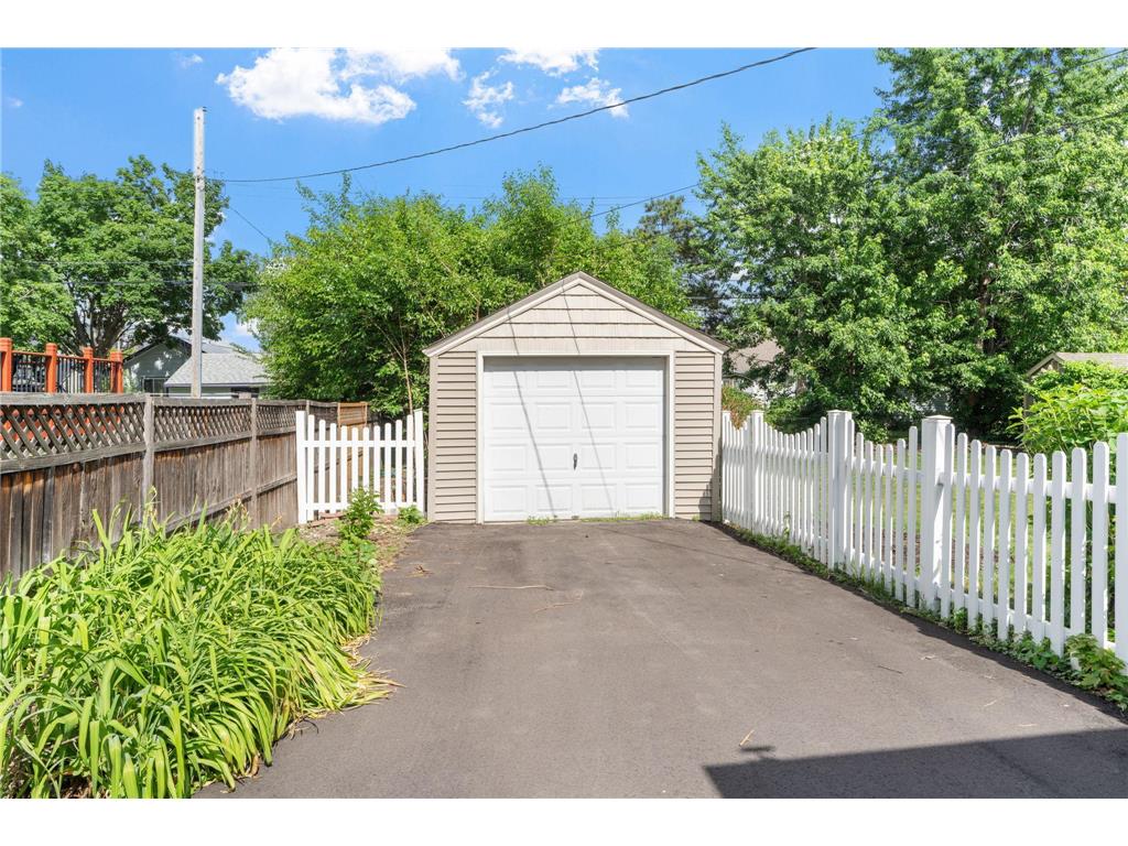 6511 Bloomington Avenue Richfield MN 55423 7085220 image49