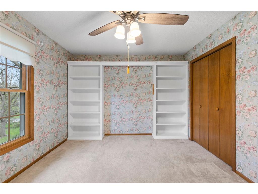 6512 Upper 23rd Street N Oakdale MN 55128 7062876 image26