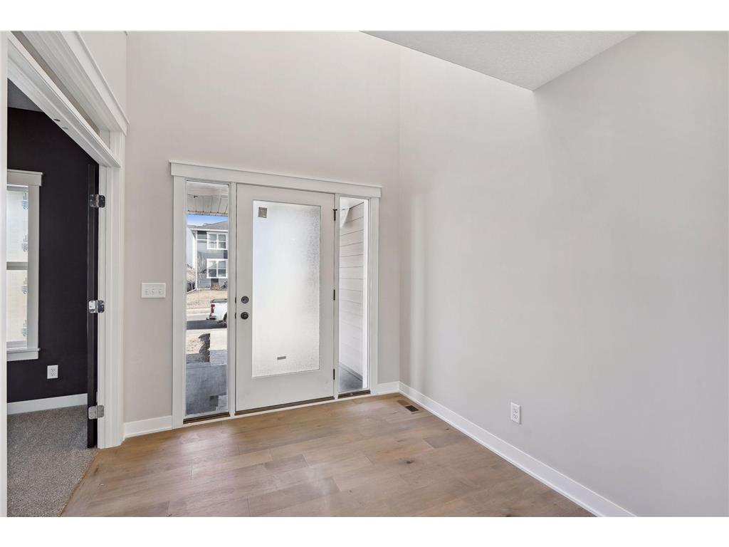 6513 157th Street Savage MN 55378 6472312 image1