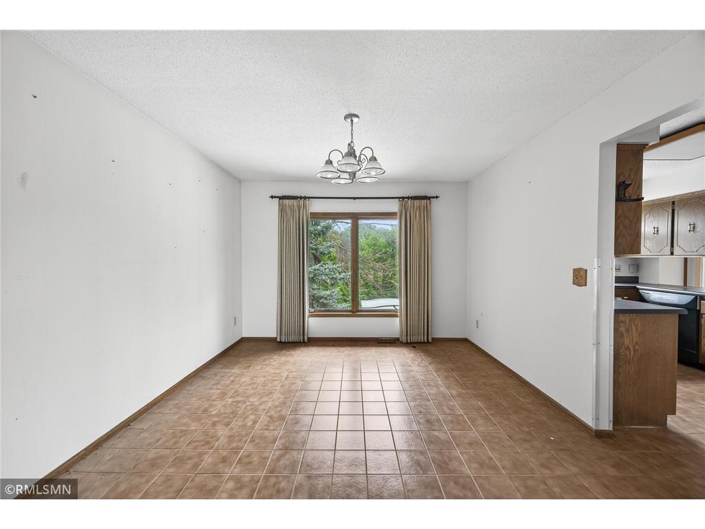 6518 W River Road Brooklyn Center MN 55430 6772389 image11