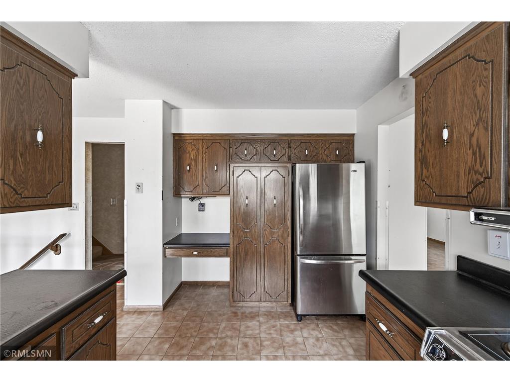 6518 W River Road Brooklyn Center MN 55430 6772389 image15