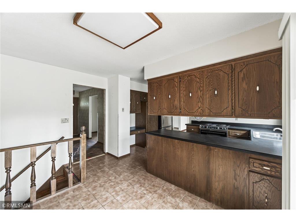 6518 W River Road Brooklyn Center MN 55430 6772389 image17