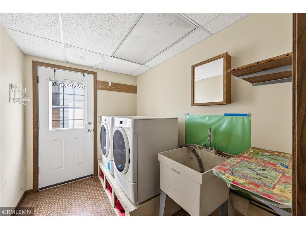 6518 W River Road Brooklyn Center MN 55430 6772389 image23