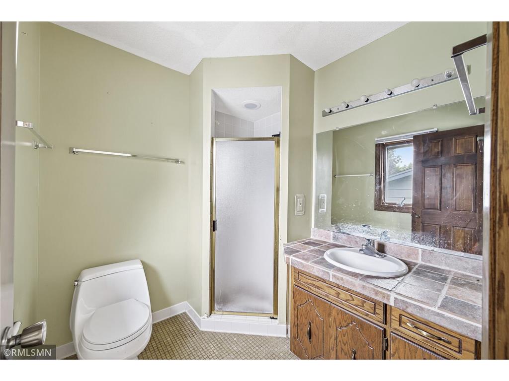 6518 W River Road Brooklyn Center MN 55430 6772389 image30