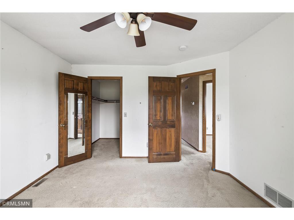 6518 W River Road Brooklyn Center MN 55430 6772389 image32
