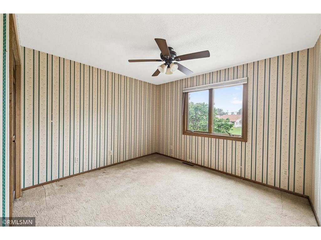 6518 W River Road Brooklyn Center MN 55430 6772389 image34