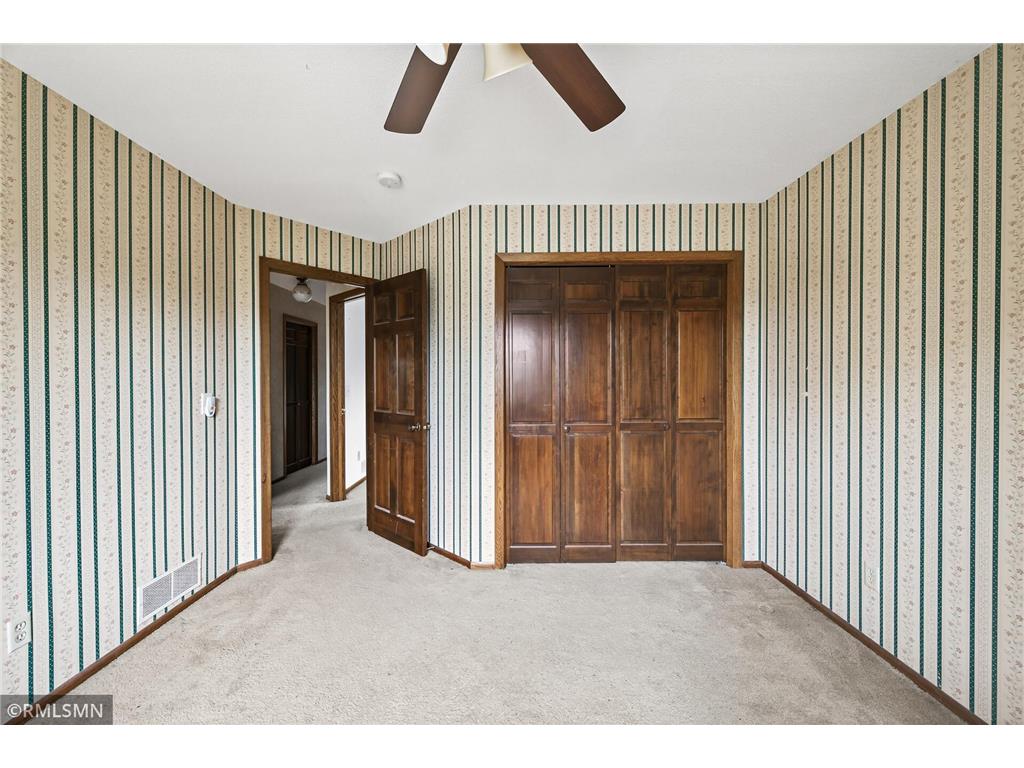 6518 W River Road Brooklyn Center MN 55430 6772389 image35