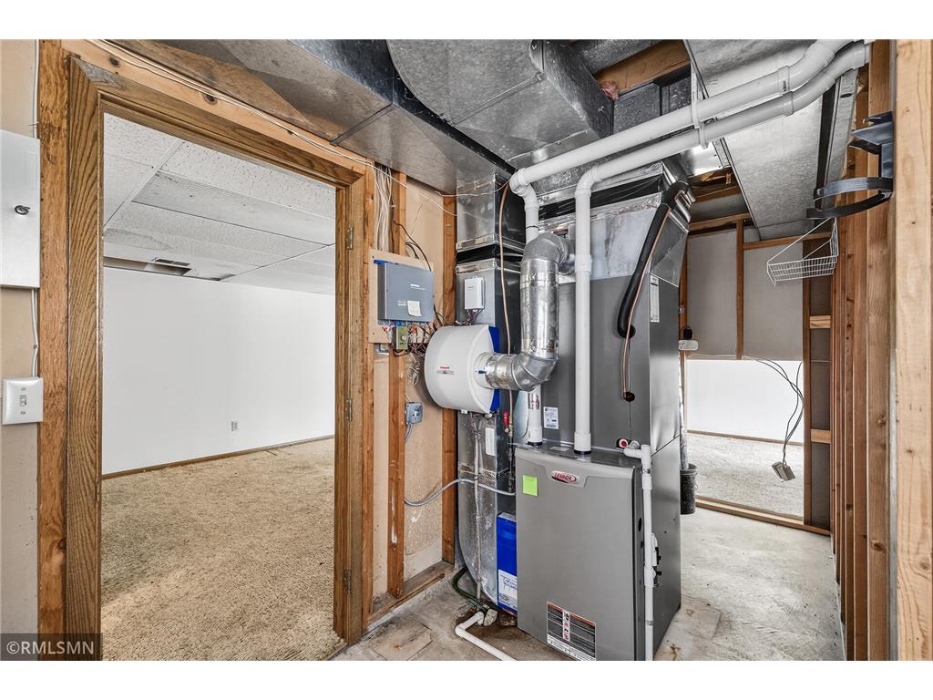 6518 W River Road Brooklyn Center MN 55430 6772389 image41