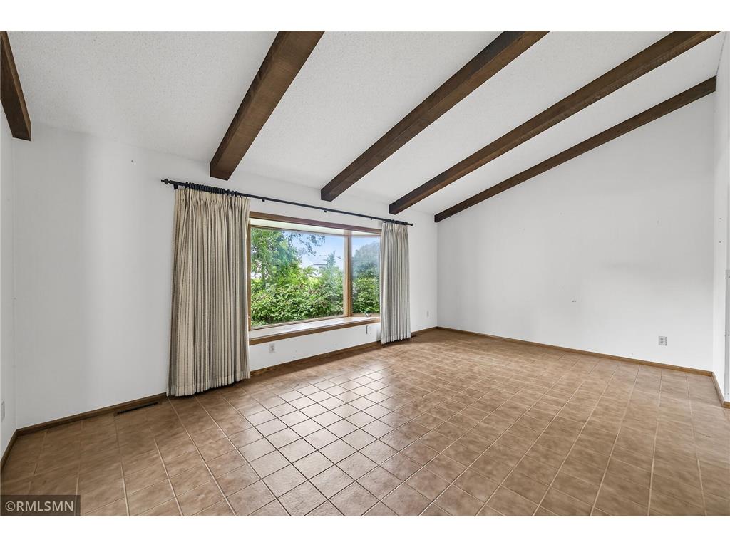 6518 W River Road Brooklyn Center MN 55430 6772389 image7