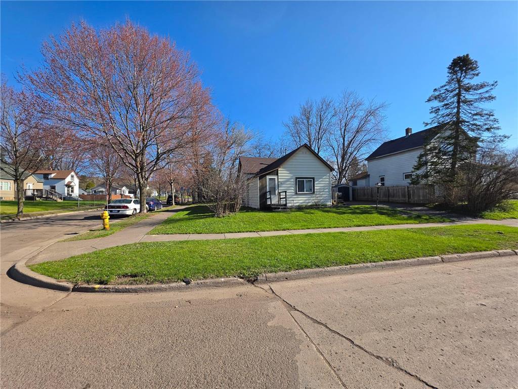 6519 Polk Street Duluth MN 55807 7066324 image2