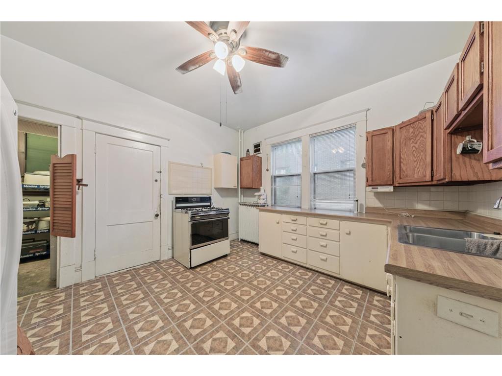652 Dayton Avenue Saint Paul MN 55104 7006291 image13