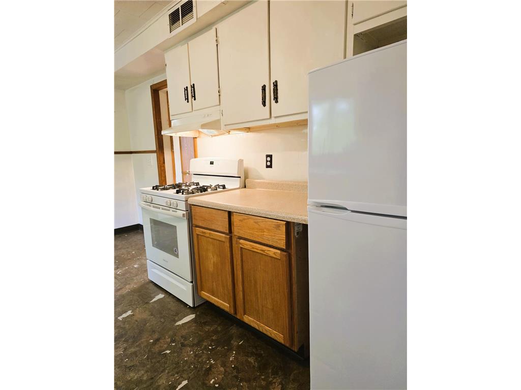 652 E 3rd Street Winona MN 55987 6795255 image18