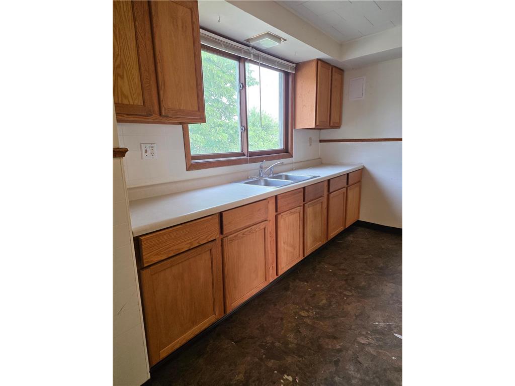 652 E 3rd Street Winona MN 55987 6795255 image19