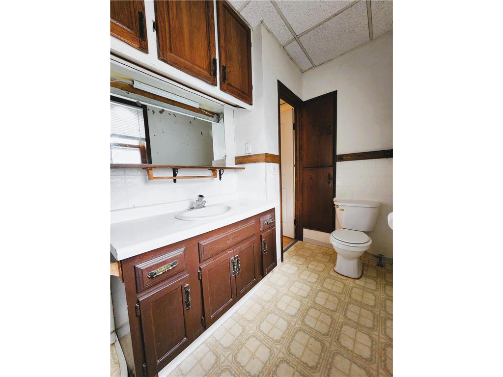 652 E 3rd Street Winona MN 55987 6795255 image6