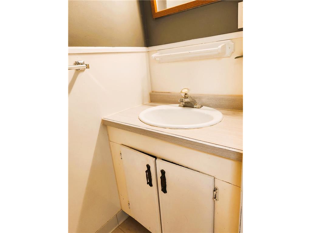 652 E 3rd Street Winona MN 55987 6795255 image8