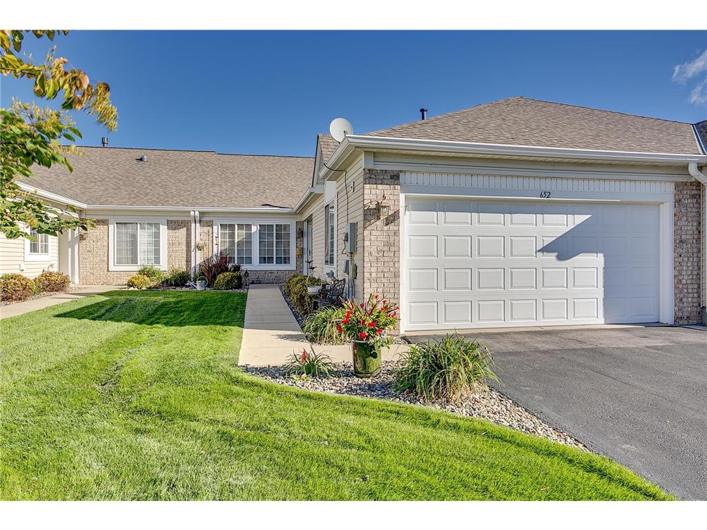 652 Lake View Drive, Woodbury, MN, 55129 MLS 6262910 Edina Realty