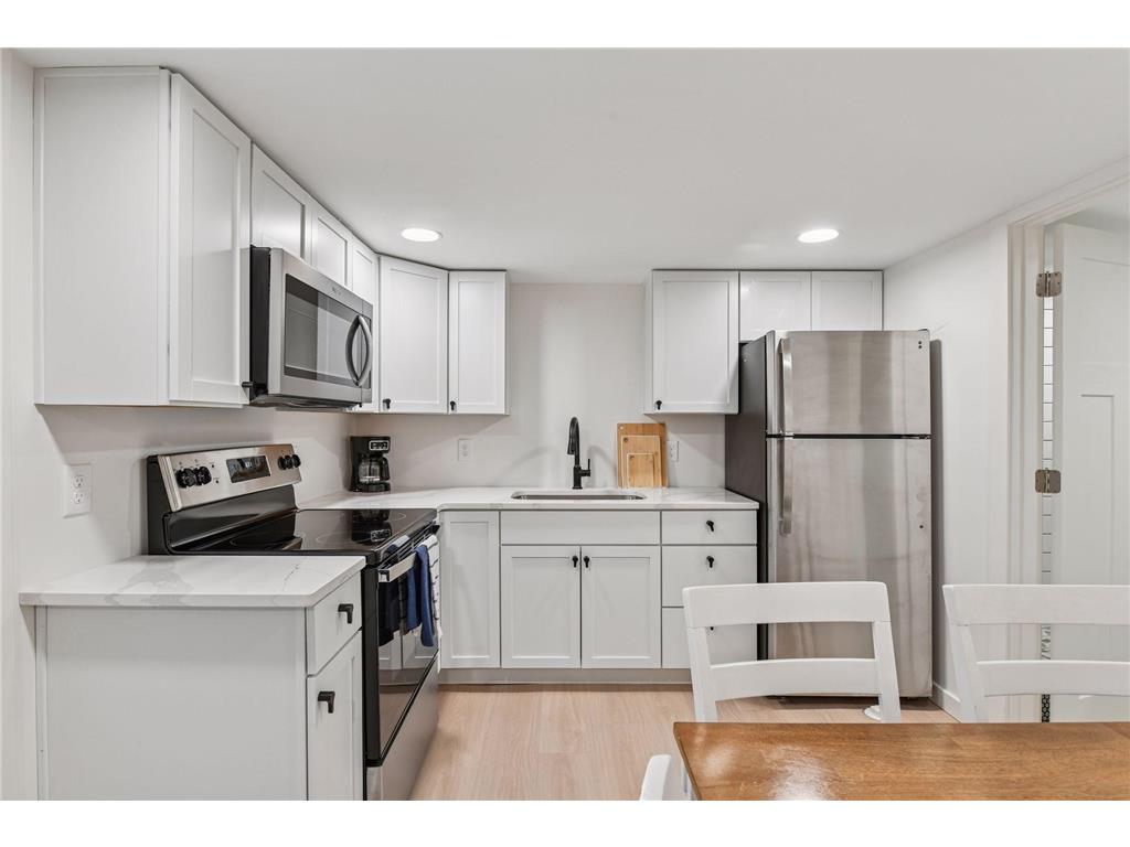 6520 15th Avenue S Richfield MN 55423 7077327 image19