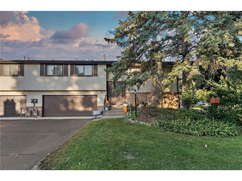 6522 Upper 35th Street N Oakdale MN 55128 6446887 image1