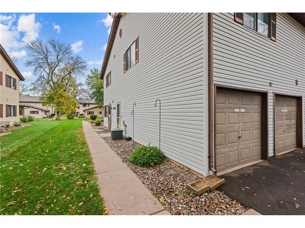 6523 84th Court N Brooklyn Park MN 55445 6804092 image1