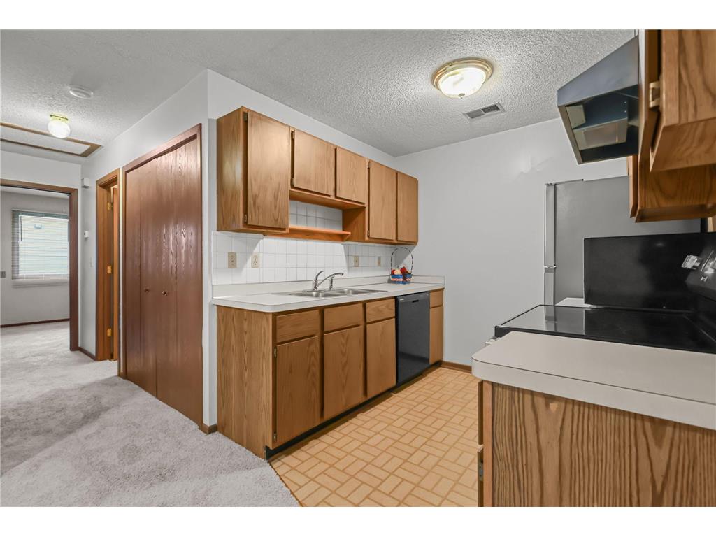 6523 84th Court N Brooklyn Park MN 55445 6804092 image4