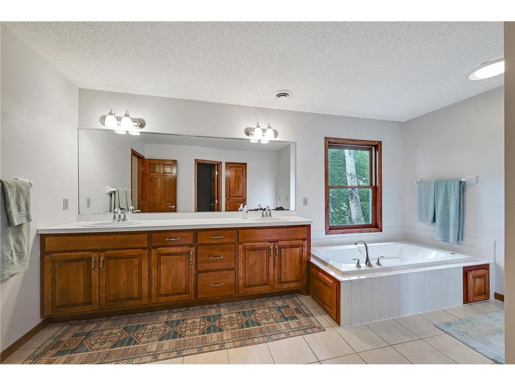 6524 Aster Circle Victoria MN 55331 - Virginia 6766819 image30