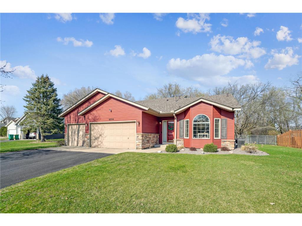 6524 Founders Parkway Brooklyn Park MN 55445 6706633 image1