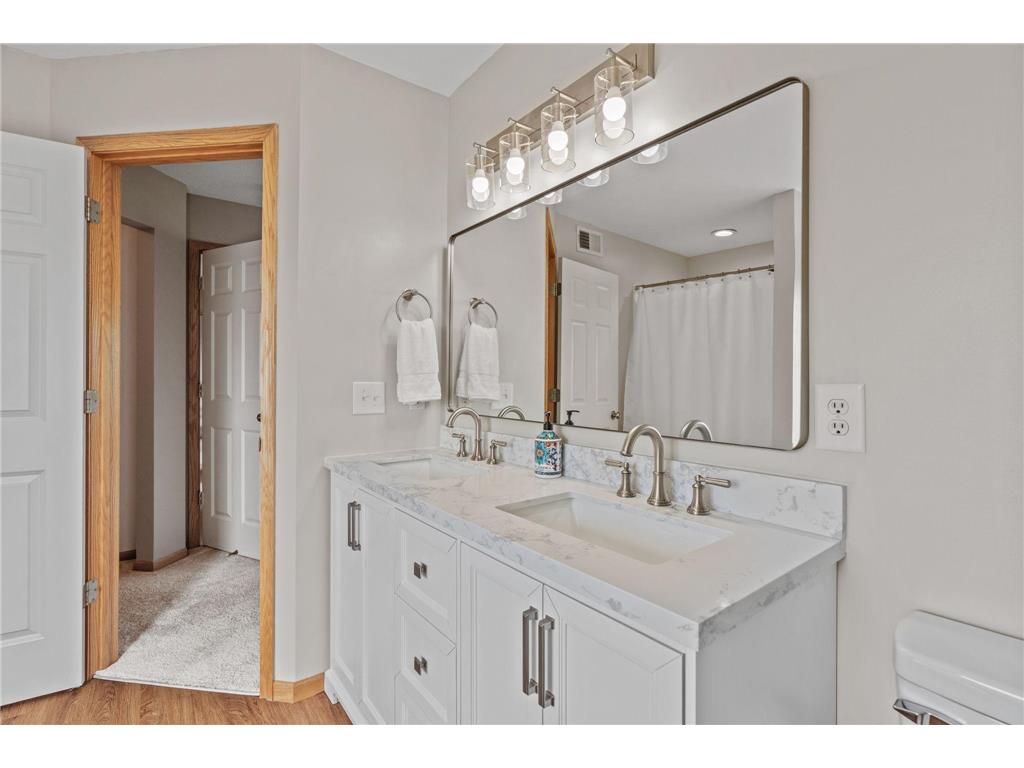 6528 210th Lane Court N Forest Lake MN 55025 7101127 image24