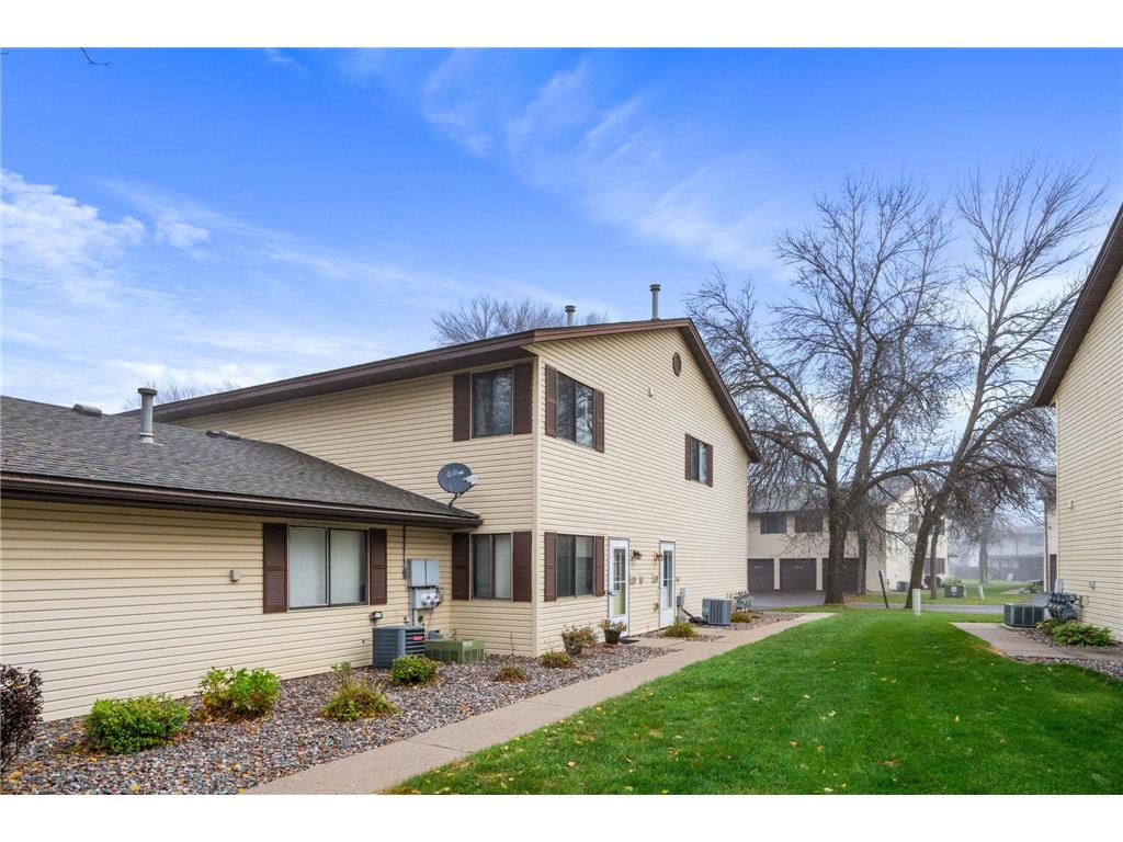 6528 83rd Court N Brooklyn Park MN 55445 6627399 image1