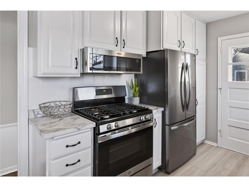 653 109th Avenue NW Coon Rapids MN 55448 7009057 image14