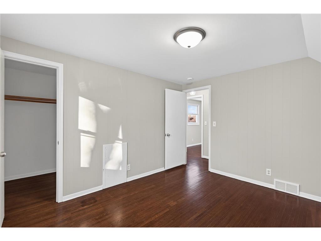 653 109th Avenue NW Coon Rapids MN 55448 7009057 image32