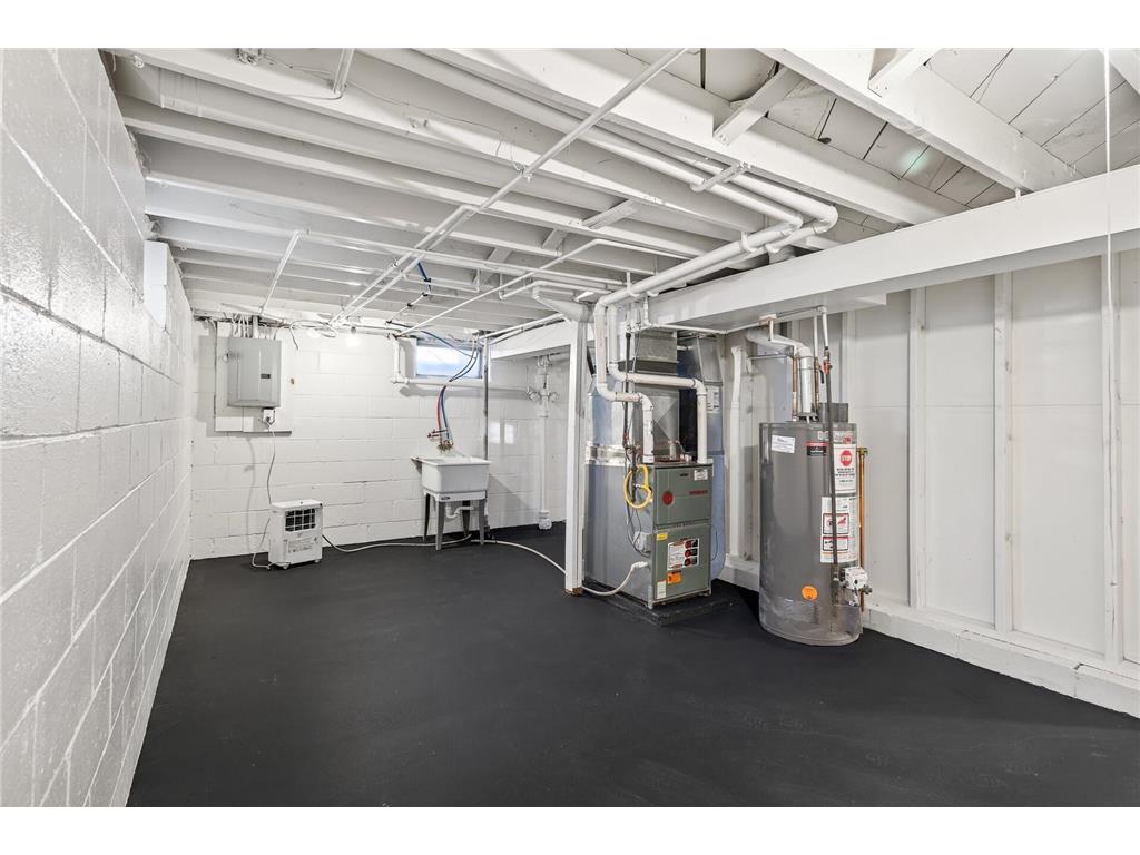 653 109th Avenue NW Coon Rapids MN 55448 7009057 image38