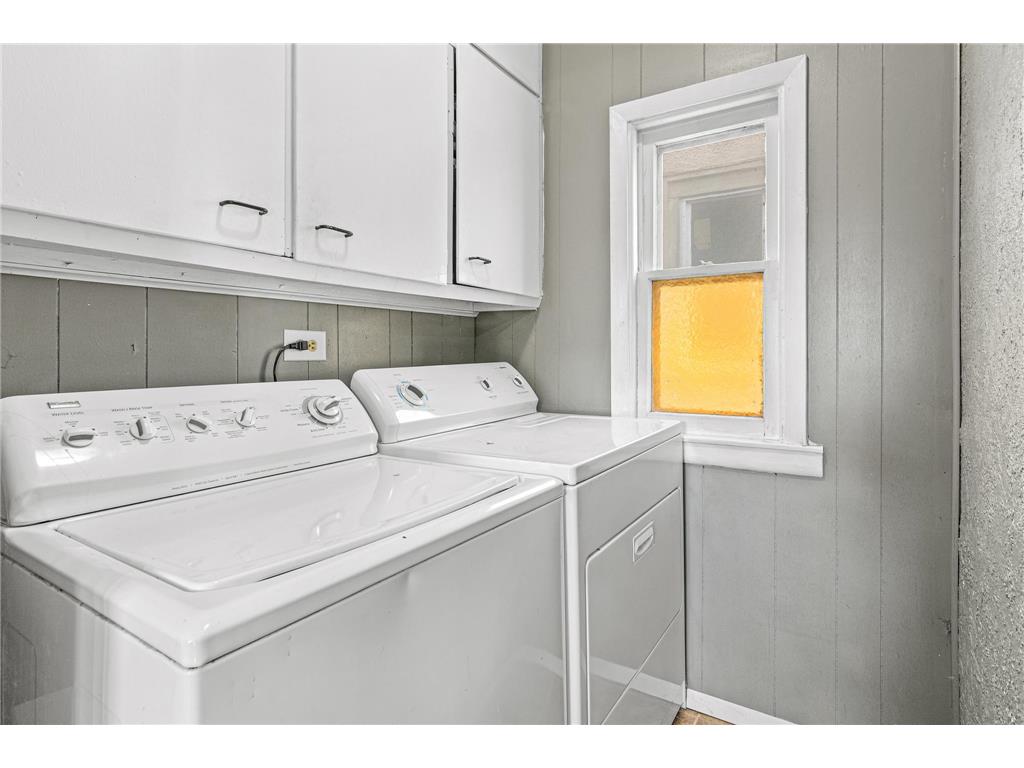 653 19th Avenue NE Minneapolis MN 55418 7063359 image18