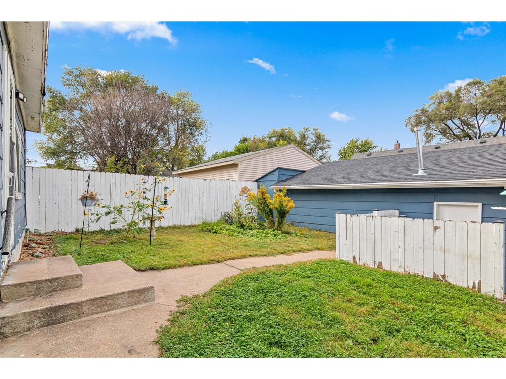 653 19th Avenue NE Minneapolis MN 55418 7063359 image20