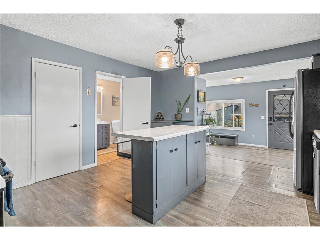 653 19th Avenue NE Minneapolis MN 55418 7063359 image9