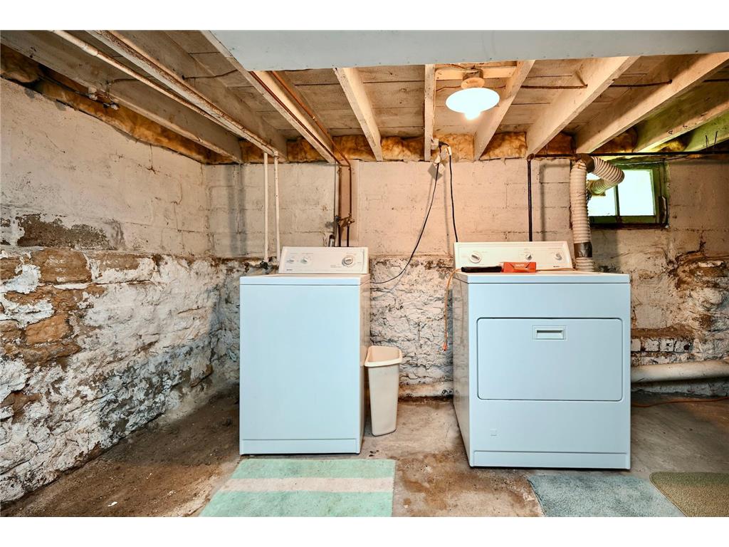 653 Johnson Street Winona MN 55987 6758484 image17