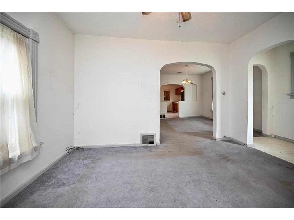 653 Johnson Street Winona MN 55987 6758484 image3