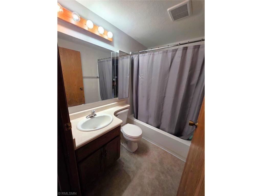 653 N 2nd Street New Richmond WI 54017 6808735 image16