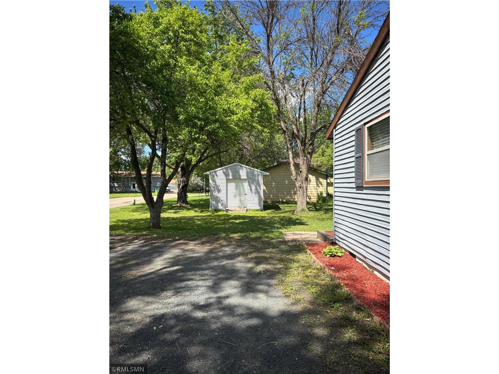 653 N 2nd Street New Richmond WI 54017 7066716 image25