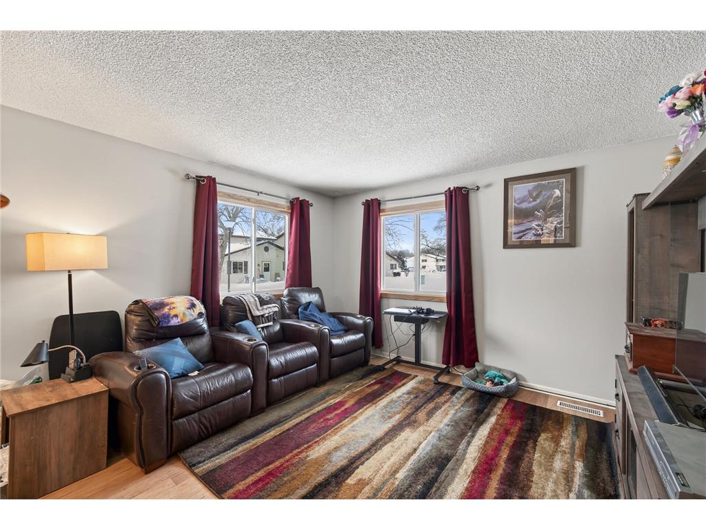6530 83rd Court N Brooklyn Park MN 55445 7005725 image4