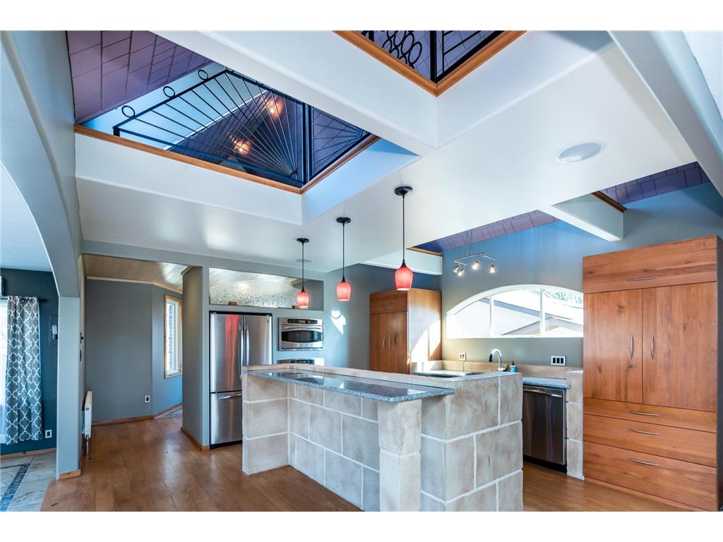 6532 49th Street N Oakdale MN 55128 6373662 image1