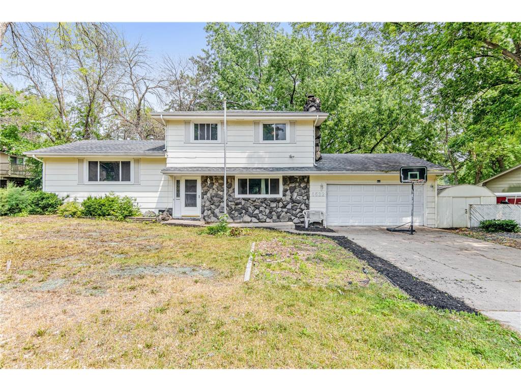 6532 Cherokee Lane N Brooklyn Park MN 55428 6393902 image1