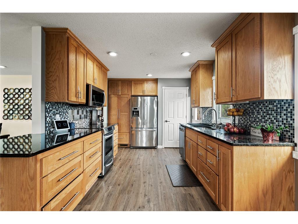 6532 Sumter Avenue N Brooklyn Park MN 55428 6625341 image1