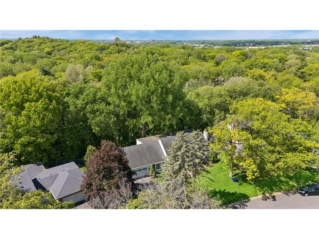 6533 Navaho Trail Edina MN 55439 7074161 image3