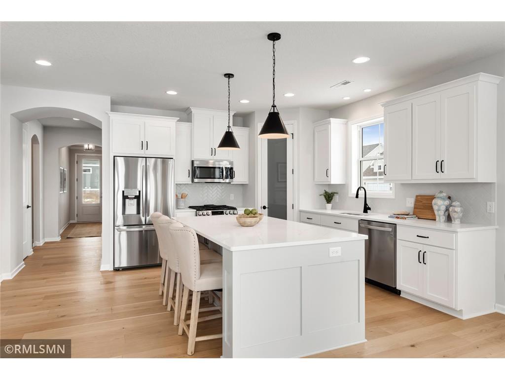 6534 Harvest Way, Chaska, MN, 55318 MLS 6559335 Edina Realty