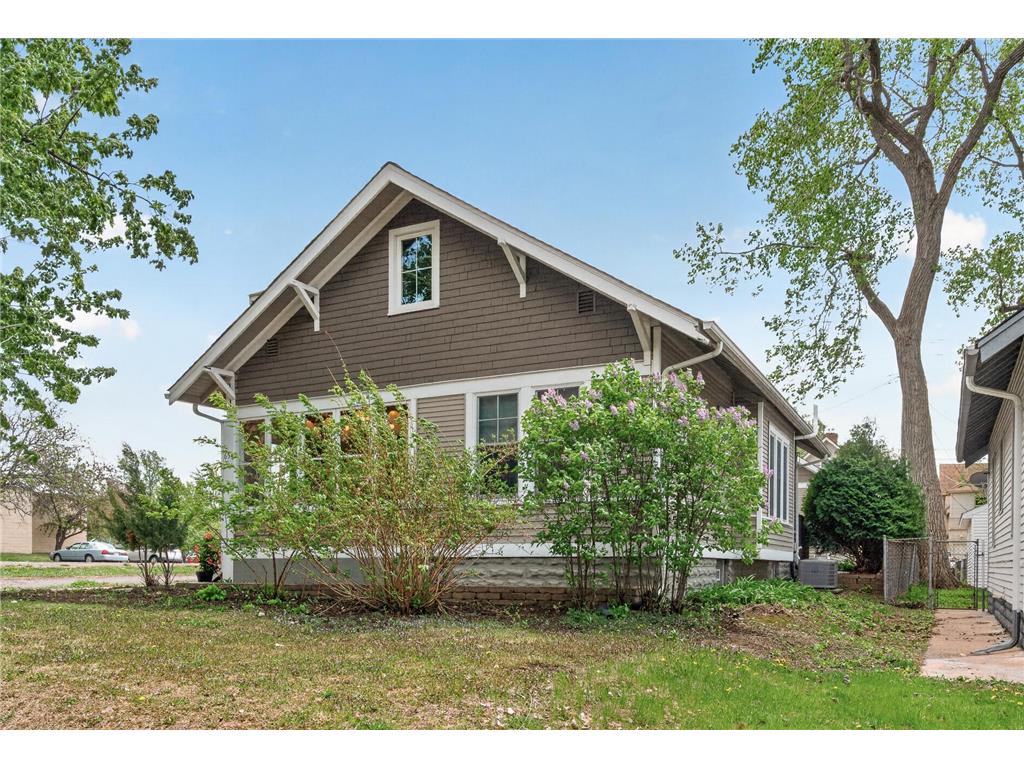654 Carroll Avenue Saint Paul MN 55104 7067740 image3