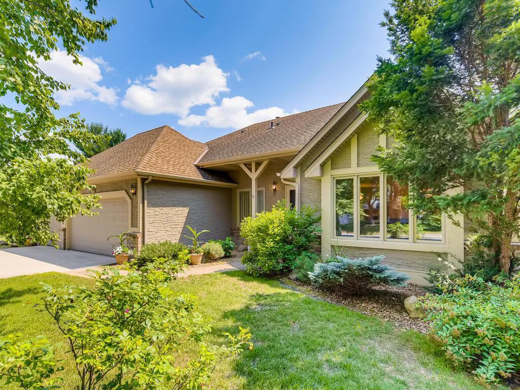 654 White Birch Drive, Shoreview, MN, 55126 MLS 6027794 Edina Realty