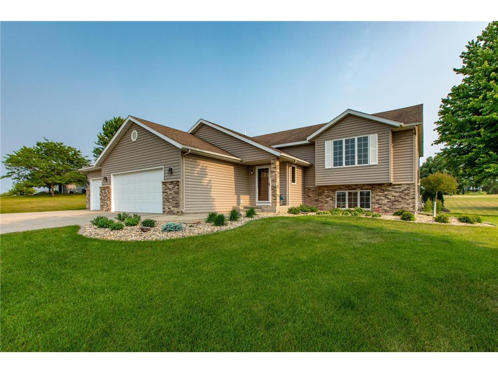 654 Zumbro Hills Drive SW Oronoco MN 55960 6388287 image1