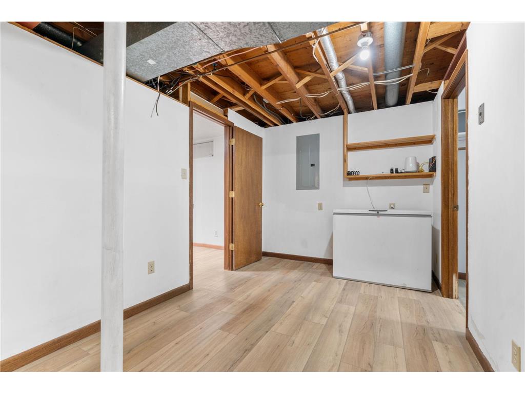 6540 Zealand Avenue N Brooklyn Park MN 55428 7043905 image32