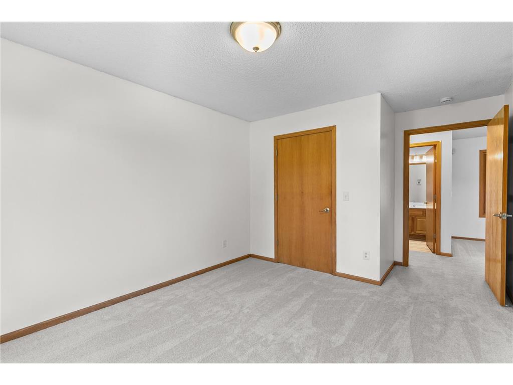 6543 Riverwood Lane Brooklyn Center MN 55430 7066334 image20