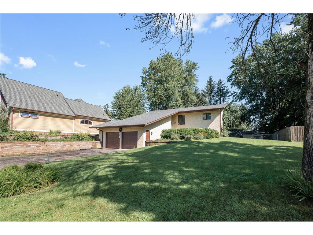 6544 49th Street N Oakdale MN 55128 6579930 image1